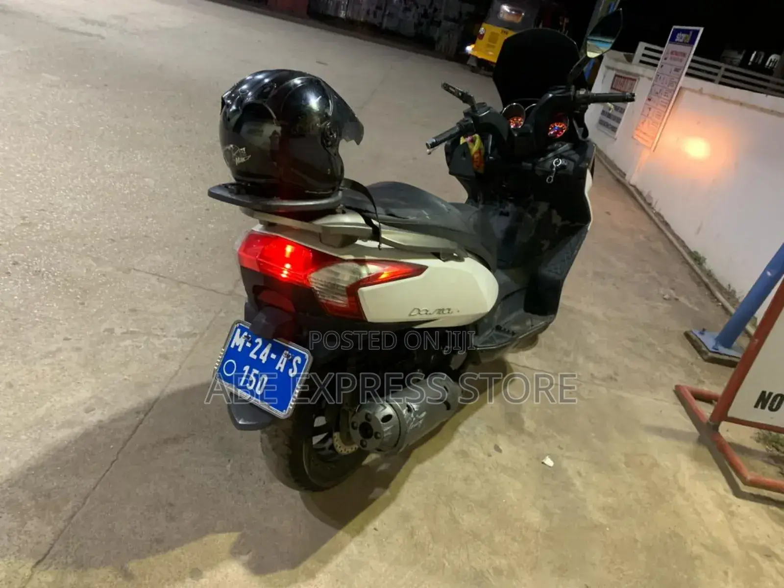 Kymco 2014 White