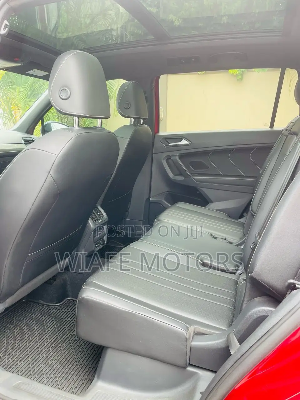 Volkswagen Tiguan 2.0T SE 2022 Red