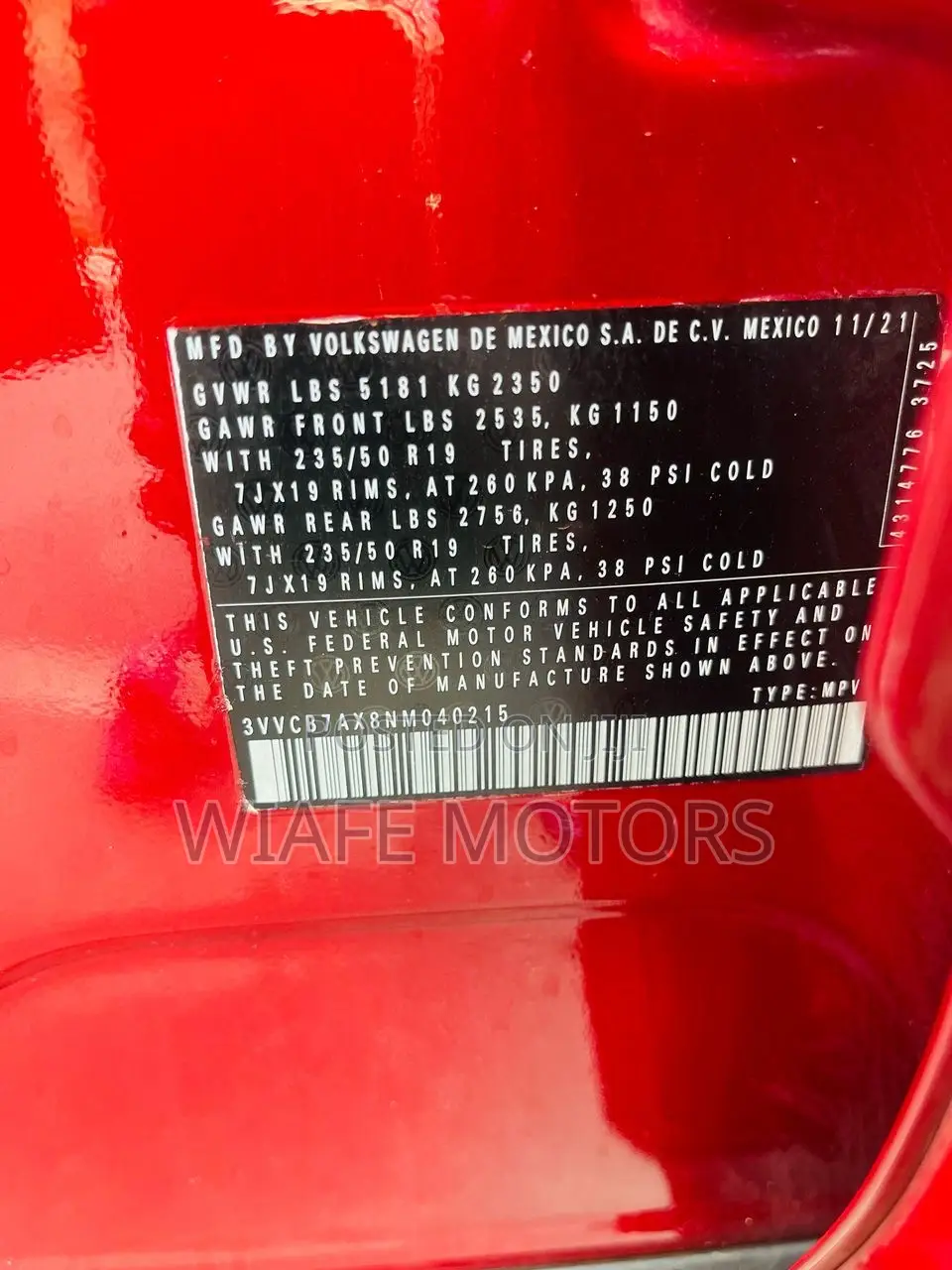 Volkswagen Tiguan 2.0T SE 2022 Red