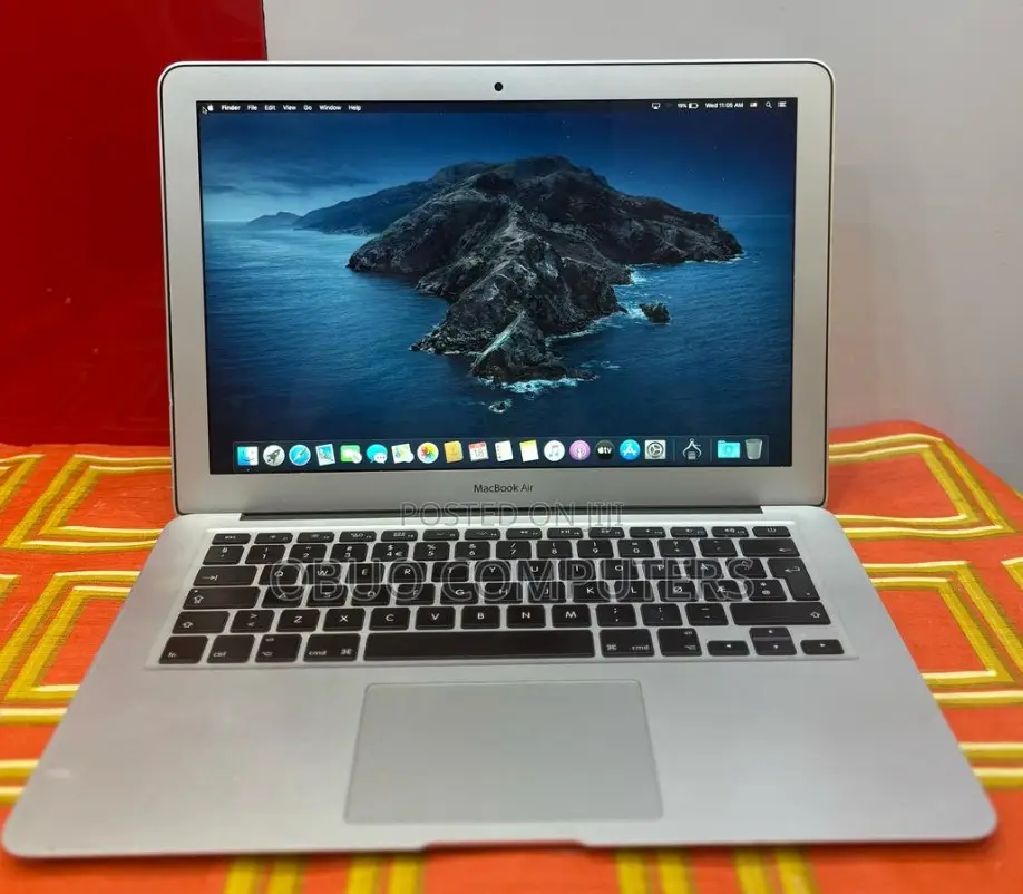 Laptop Apple MacBook Air 8GB Intel Core I5 SSD 128GB