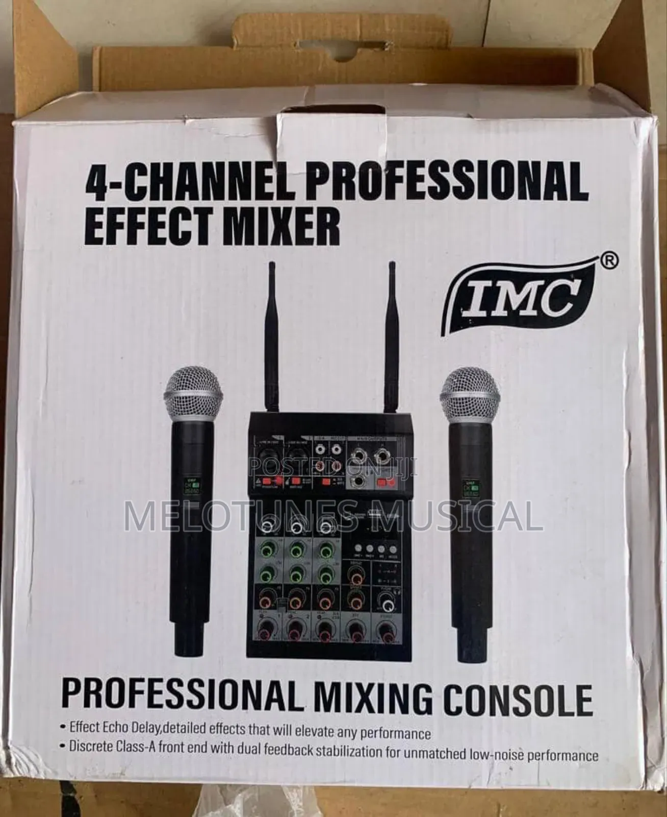4-Channel Professional Effect Mixer and Twi Microphone