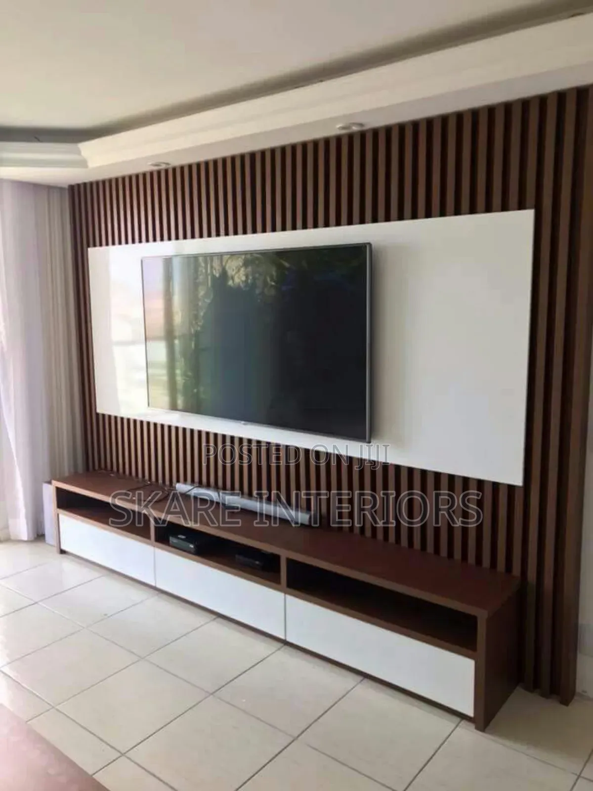 Laminated Tv Consoles