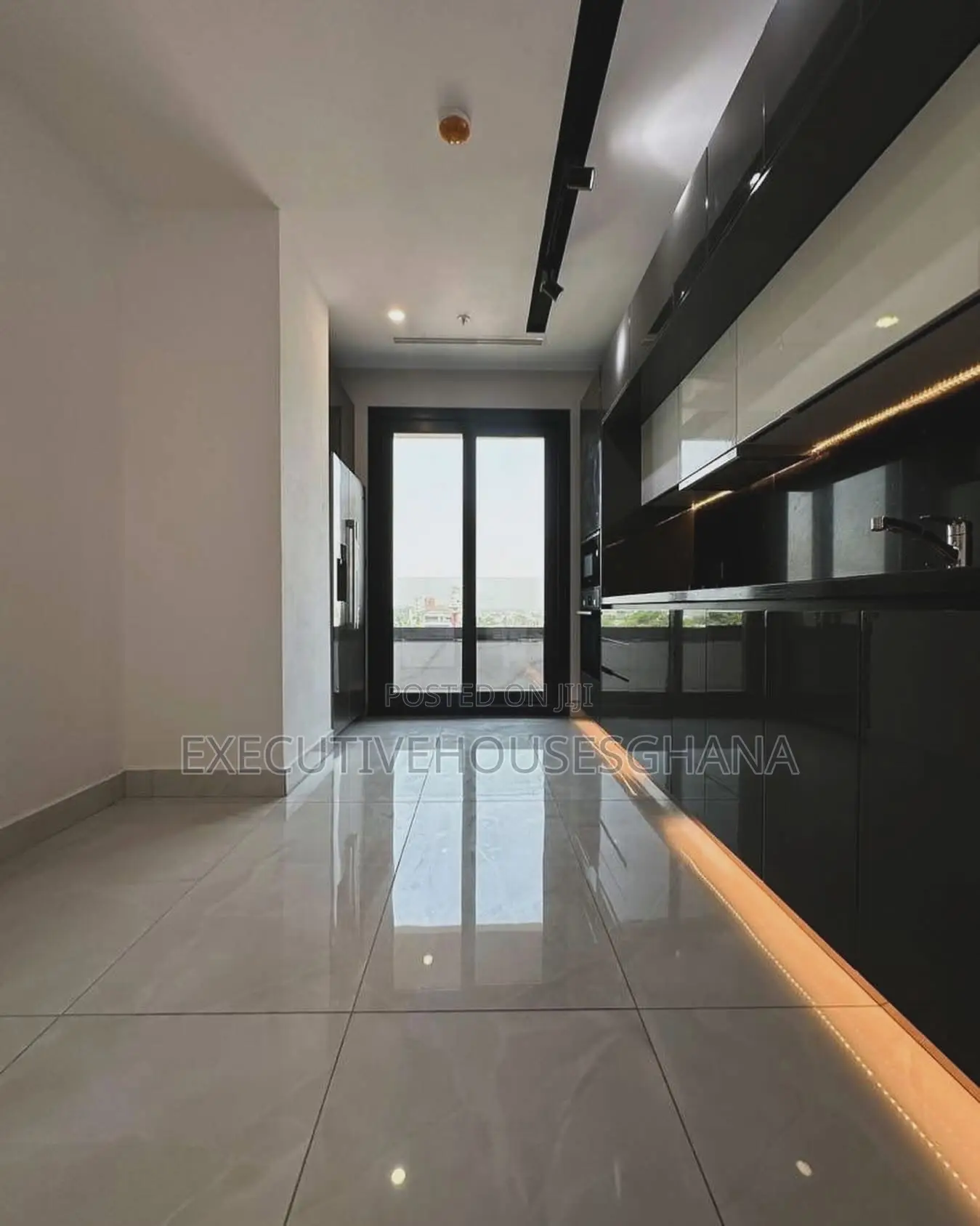4bdrm House in Airport Residential Area for sale