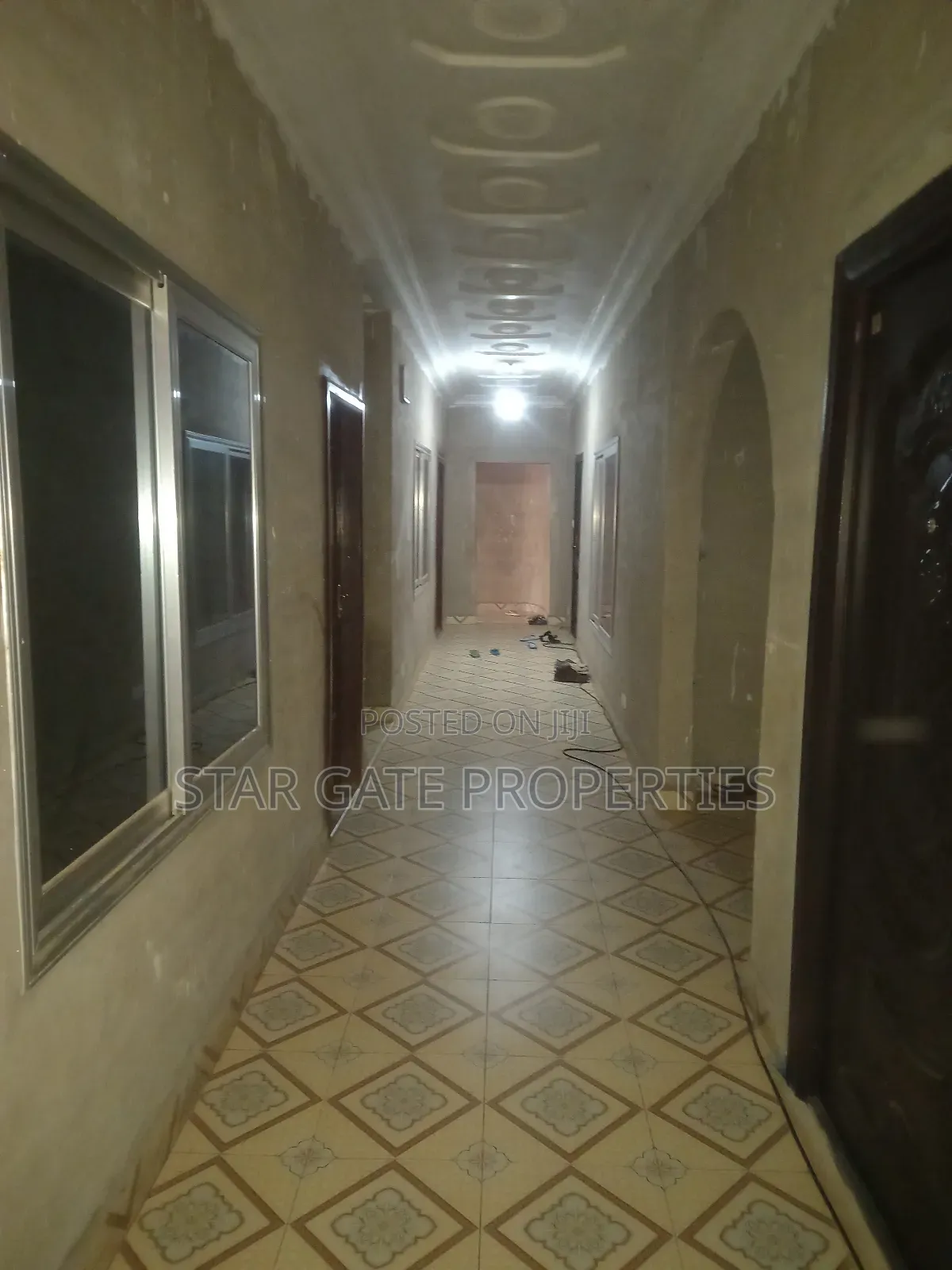 8bdrm House in Kronum, Kumasi Metropolitan for sale