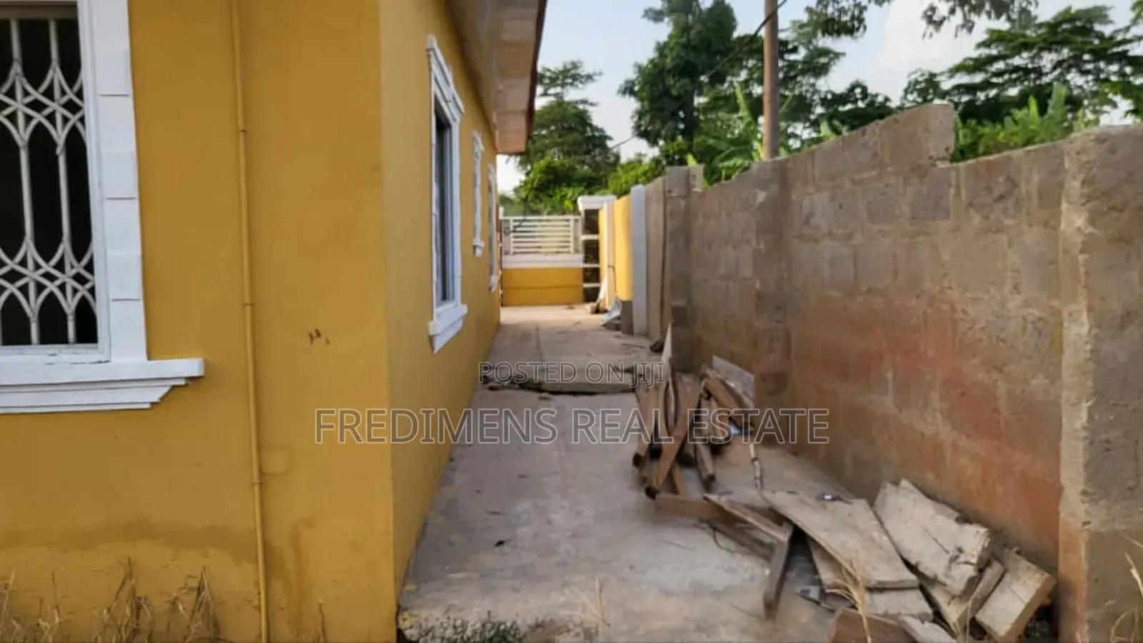 3bdrm House in Fredimens Real, Afigya-Kwabre for sale