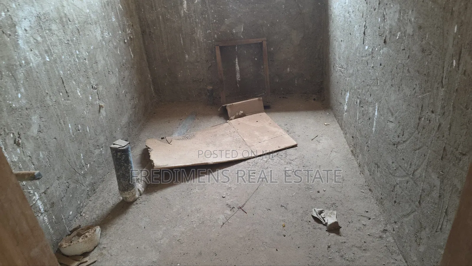 7bdrm House in Fredimens Real, Afigya-Kwabre for sale