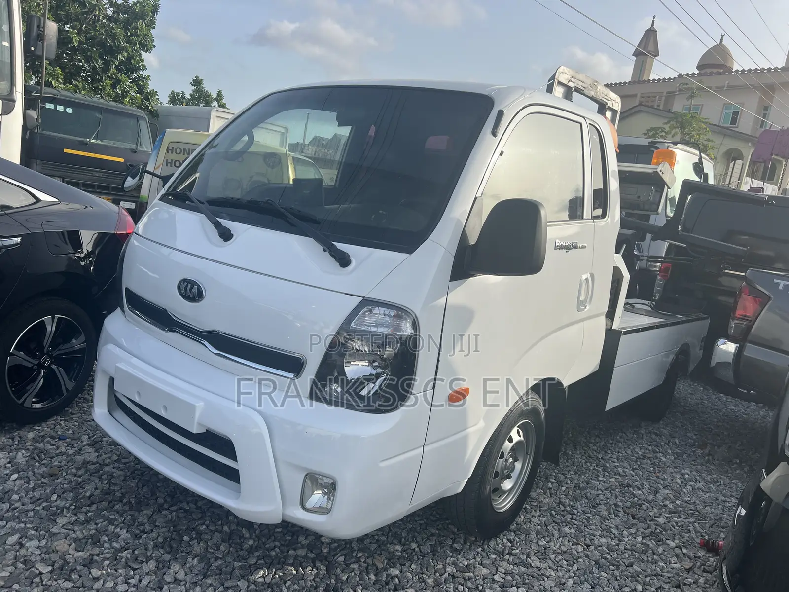 Kia Bongo 3 Towing Car