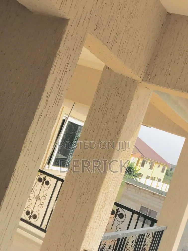 Premium Graffiato Paint Mixing and Application Services.