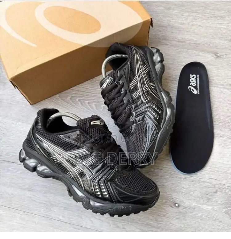 Asics Runner Series