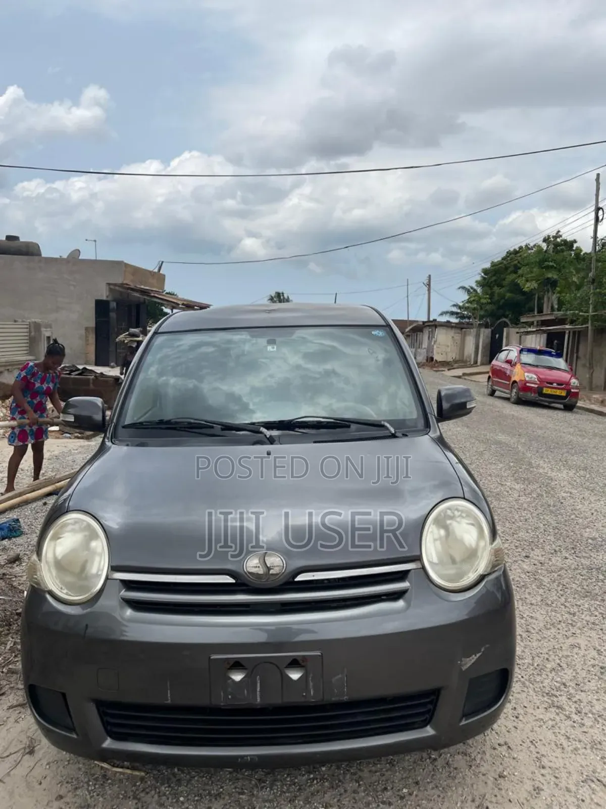Toyota Sienta 1.5 AWD 2011 Gray