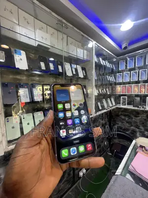 Apple iPhone 11 64 GB Purple
