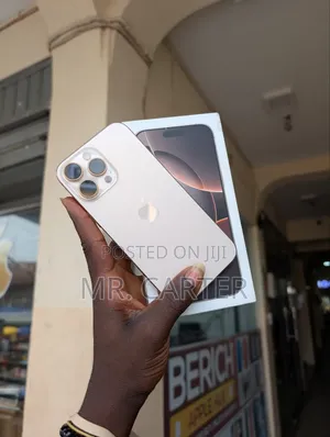 New Apple iPhone 16 Pro Max 256 GB Gold