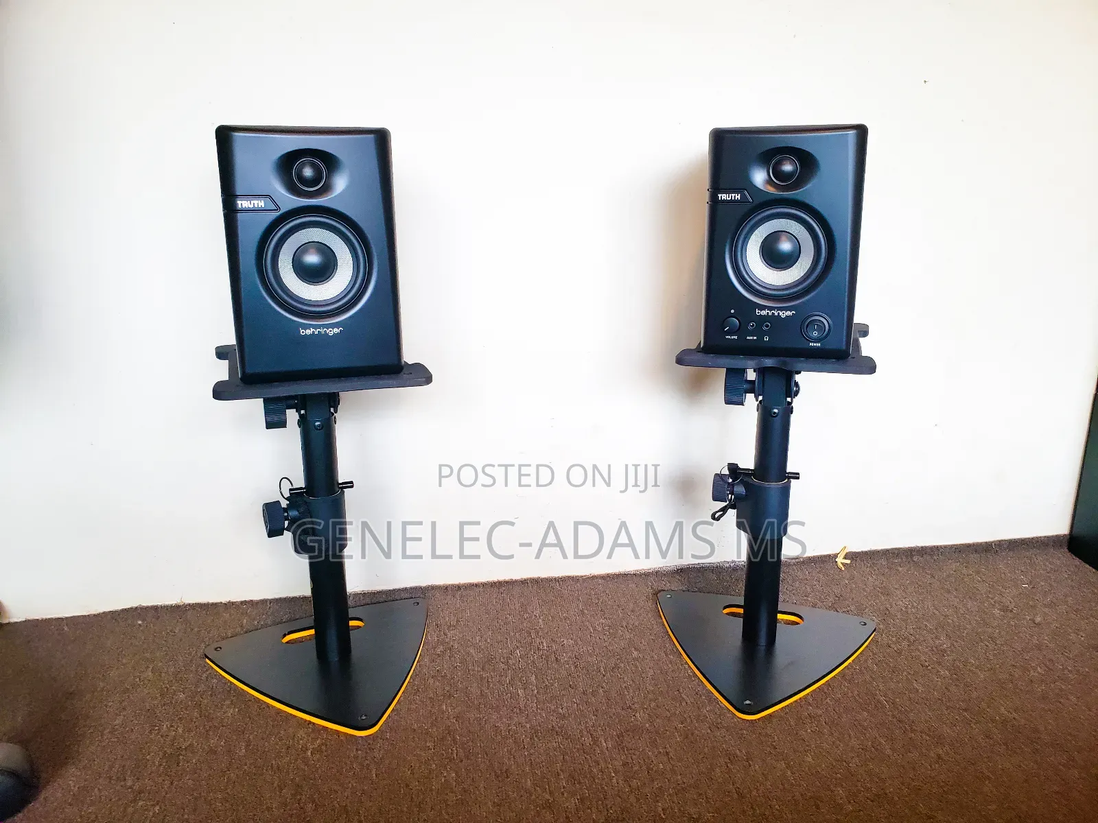 Brand New Roadworx Monitor Speaker Stand.