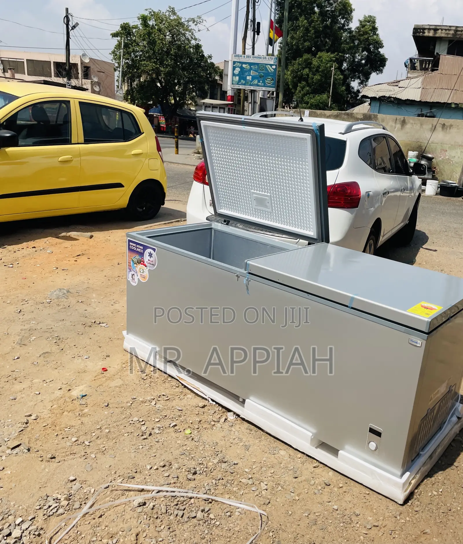 Well Built Nasco Nas 1200fl -Dd 2 Door Chest Freezer.