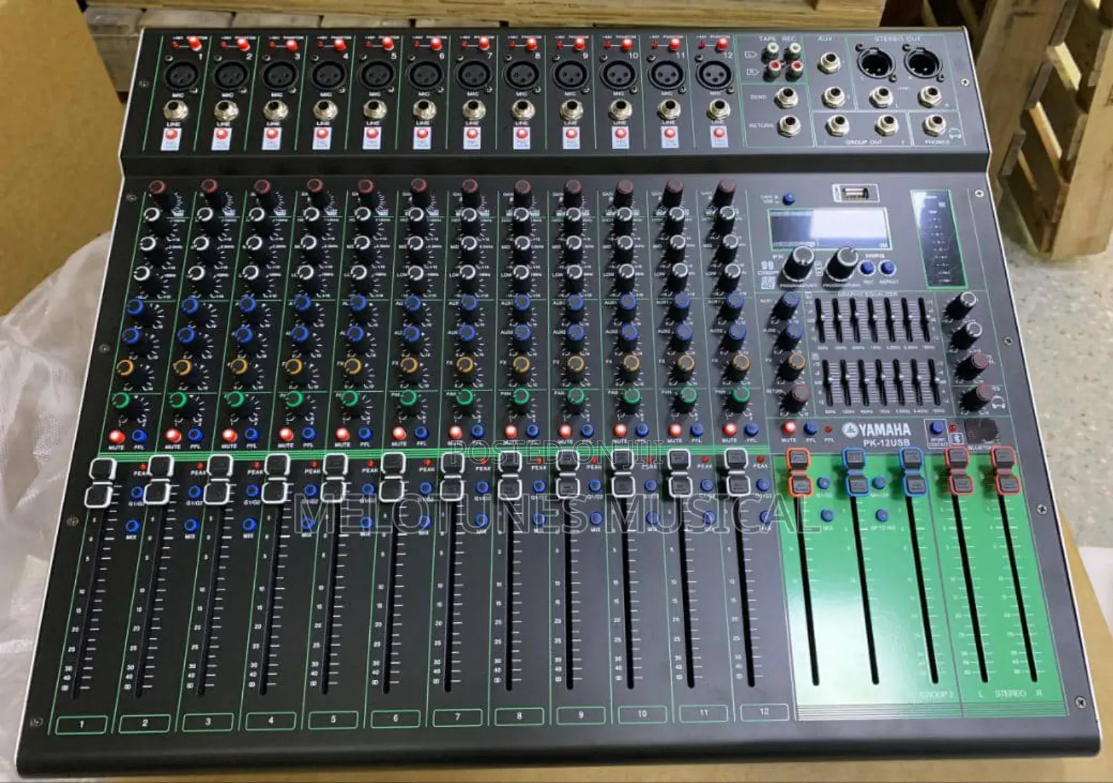 Yamaha Pk-12usb 12channel Mixing Console.
