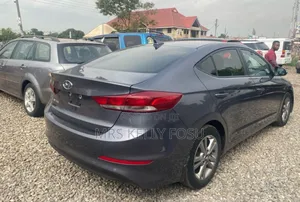 Hyundai Elantra 2017 Gray