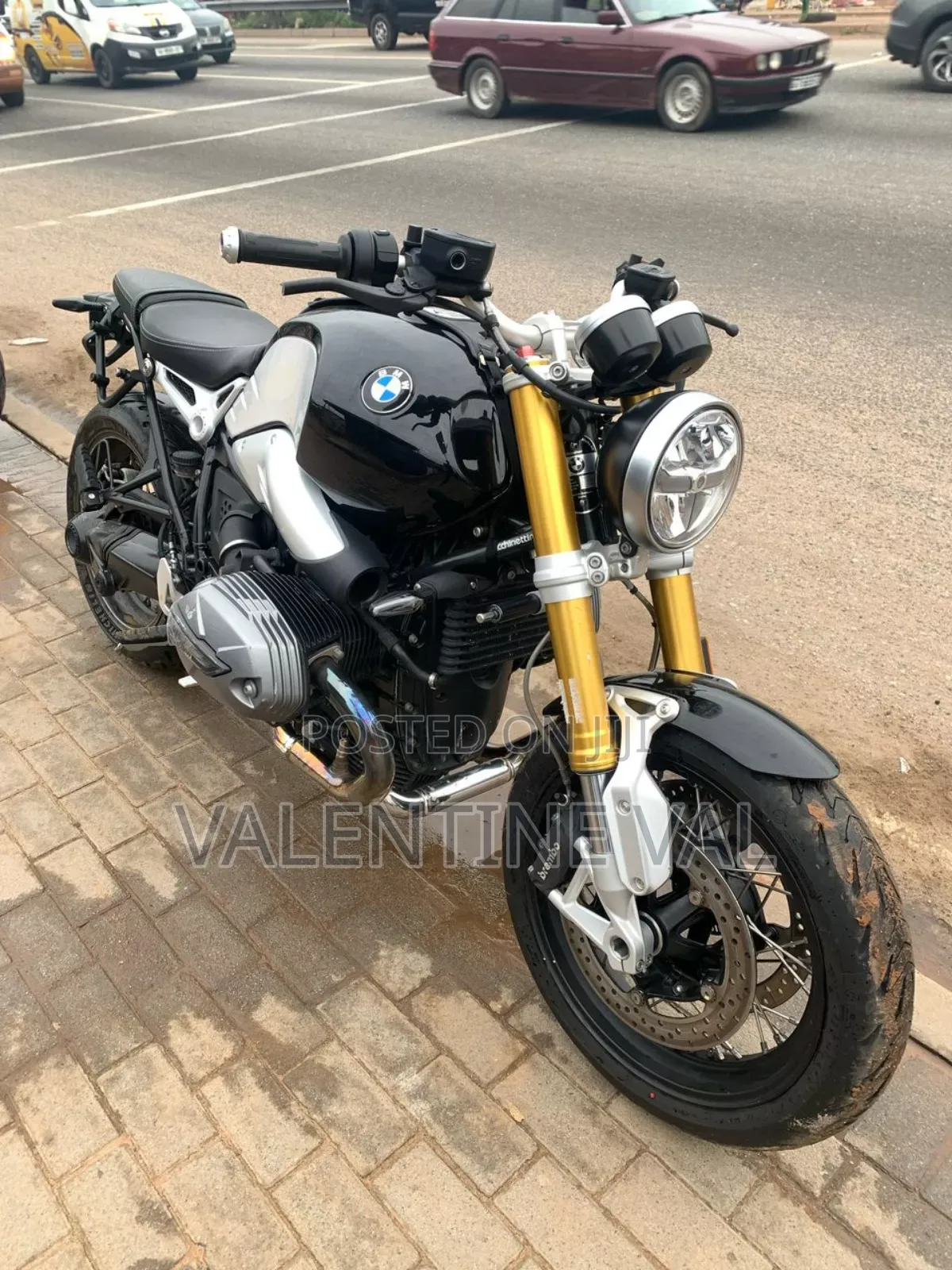 BMW 2023 Black