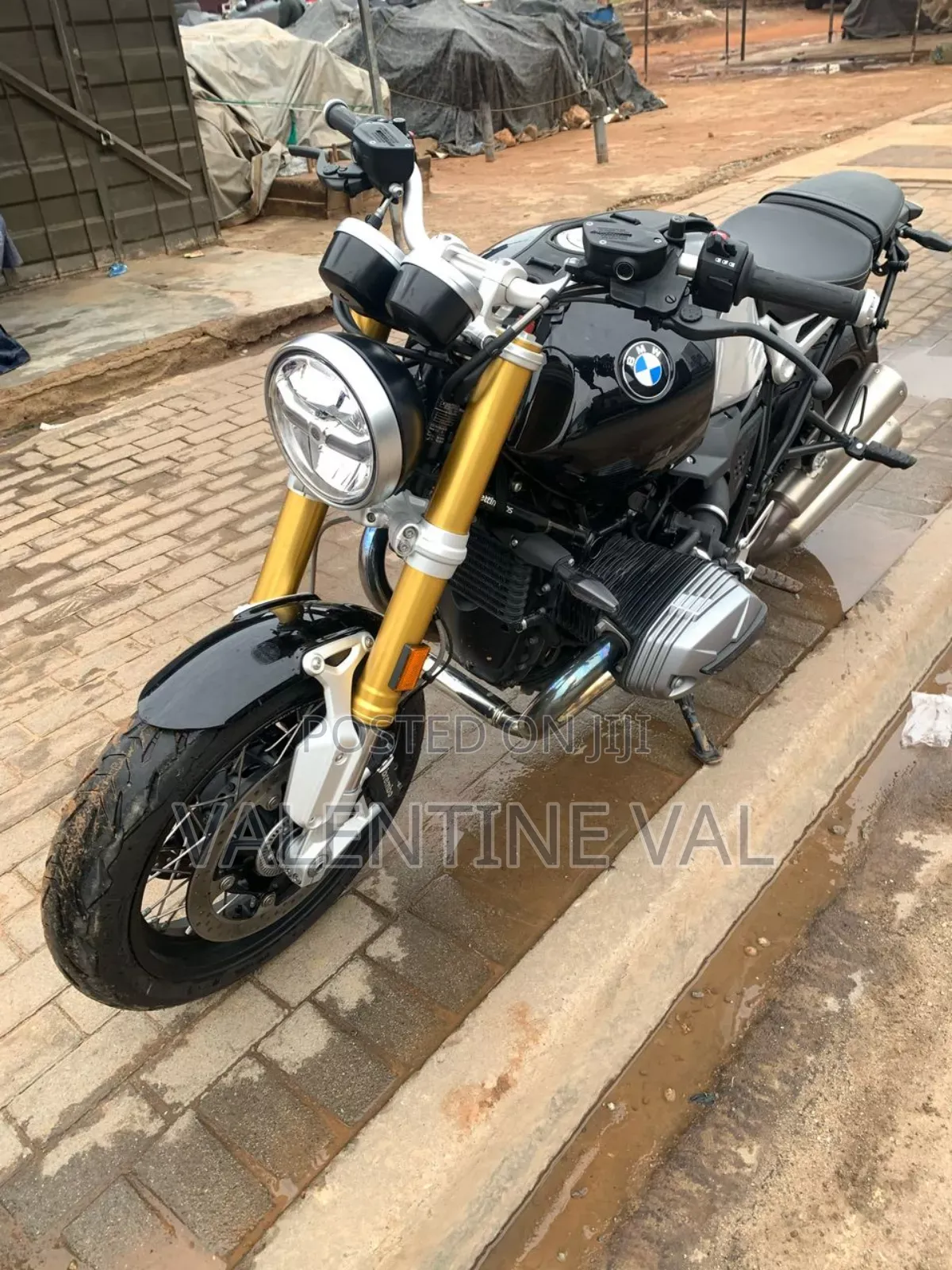 BMW 2023 Black