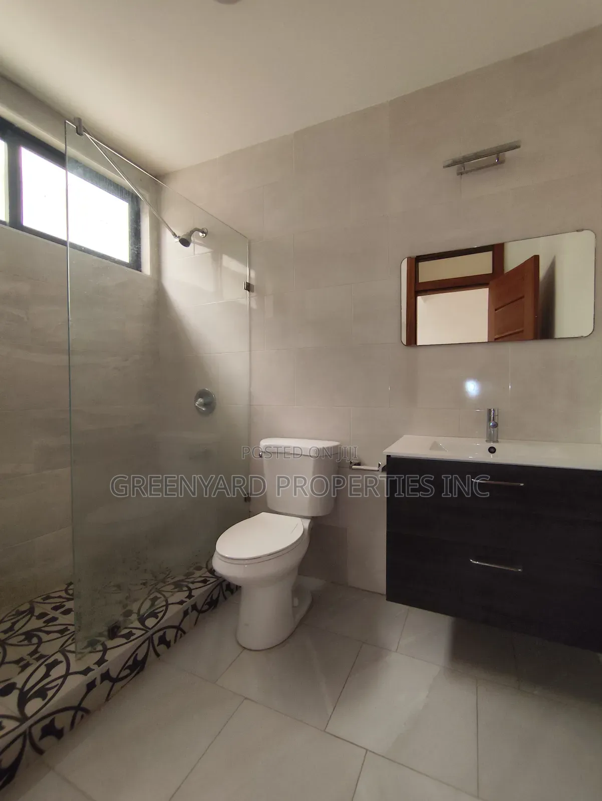 4bdrm House in Adjiringanor, East Legon for sale