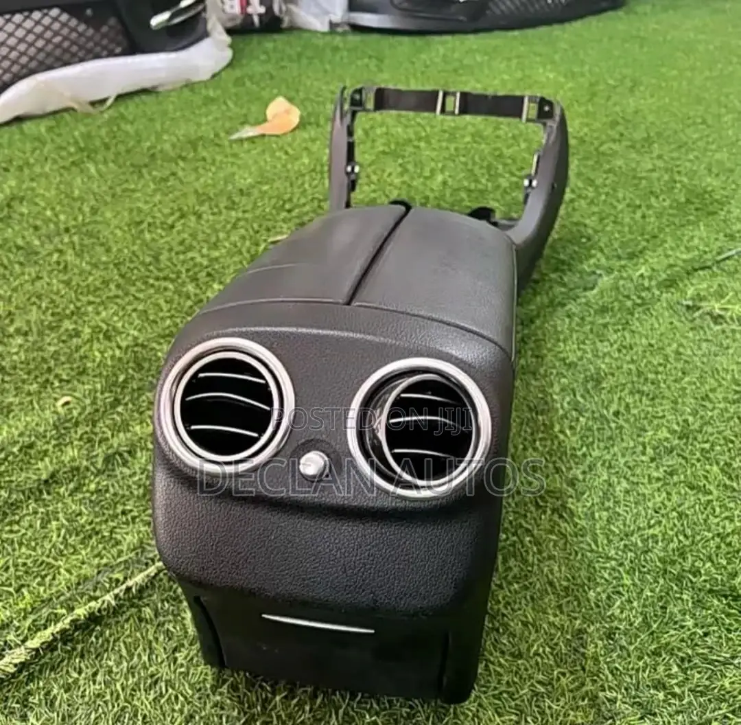 2019 E300 W213 Center Console Base Frame W/ Armrest