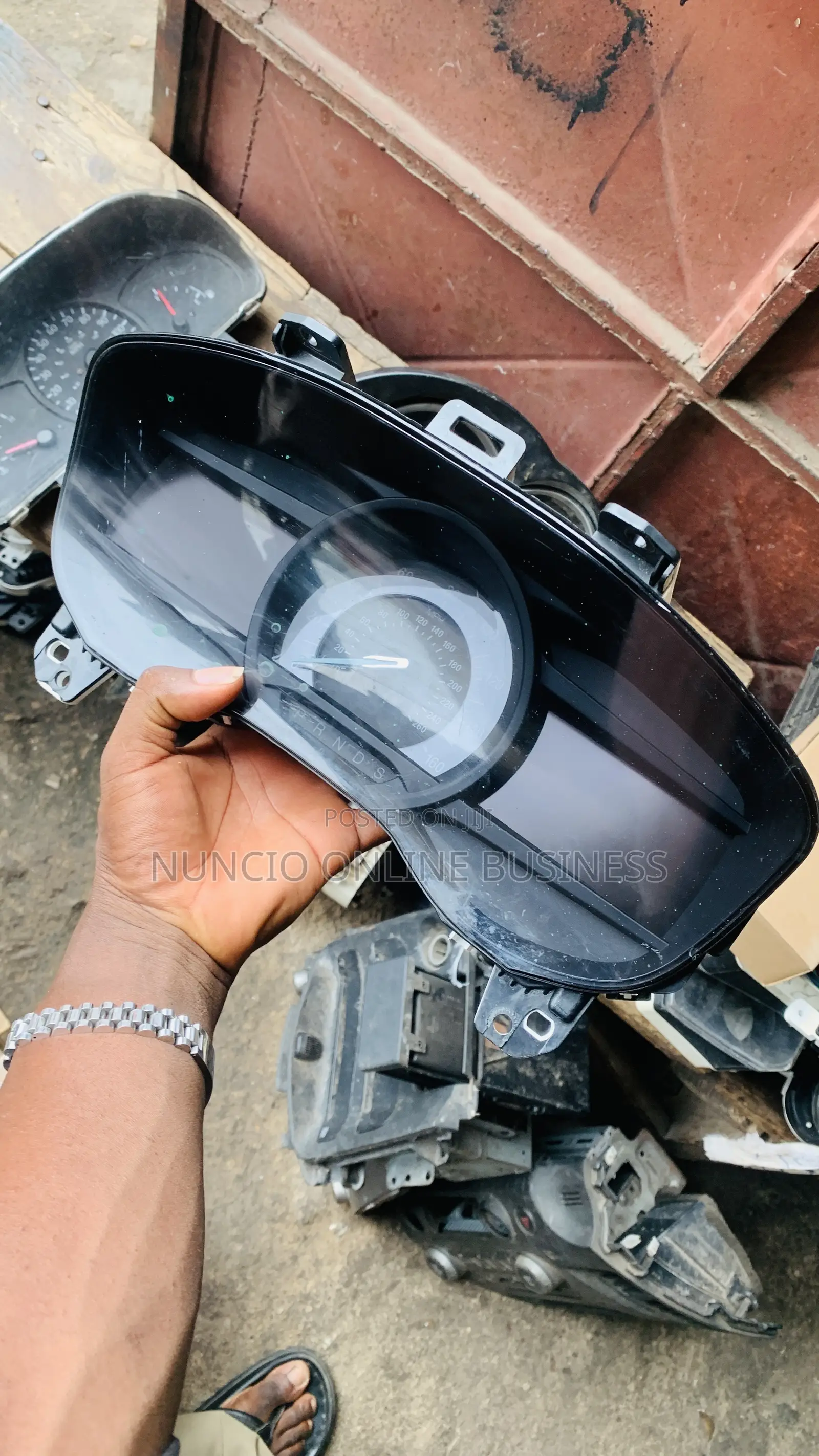 Ford Edge 2015 Meterboard and Screen