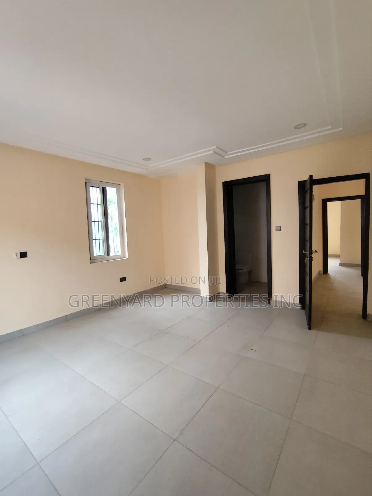 5bdrm Townhouse / Terrace in Dworwulu for rent