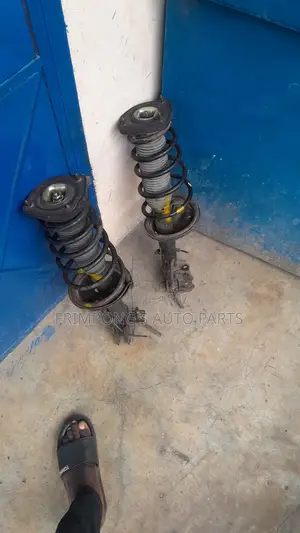 Kia Spectra 5 2006 Back Shocks Absorbers
