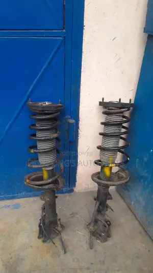 Kia Spectra 5 2006 Back Shocks Absorbers
