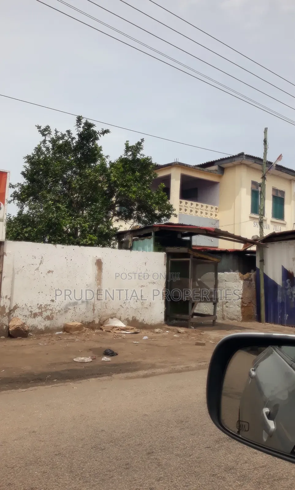 5bdrm House in Adabraka for sale