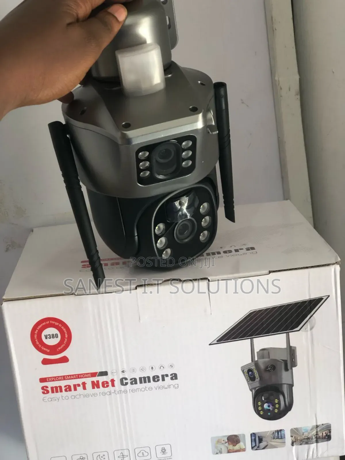 Smart Net Solar Powered CCTV Camera 8mp V380