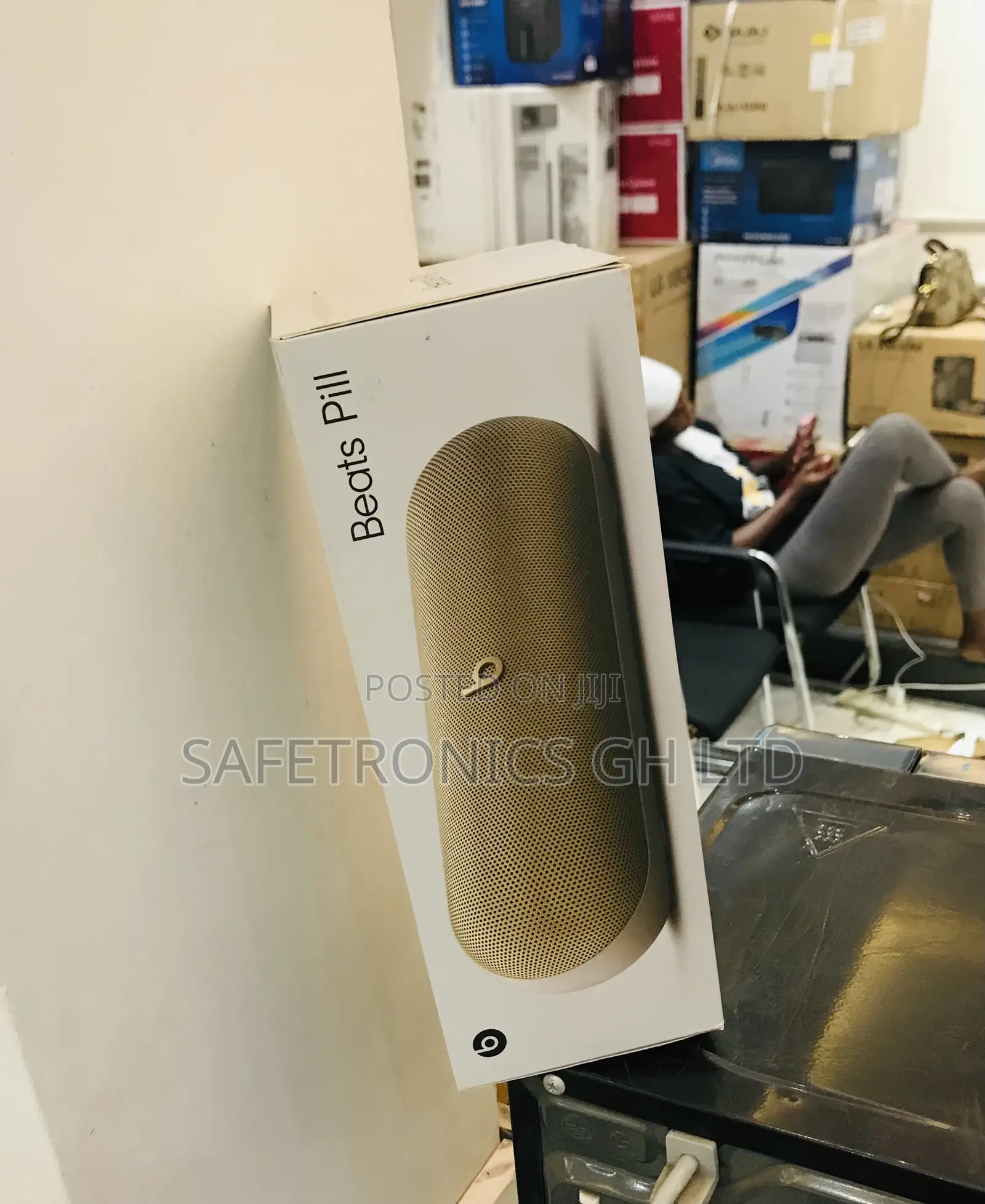 Best Essential Beats Pill Speaker