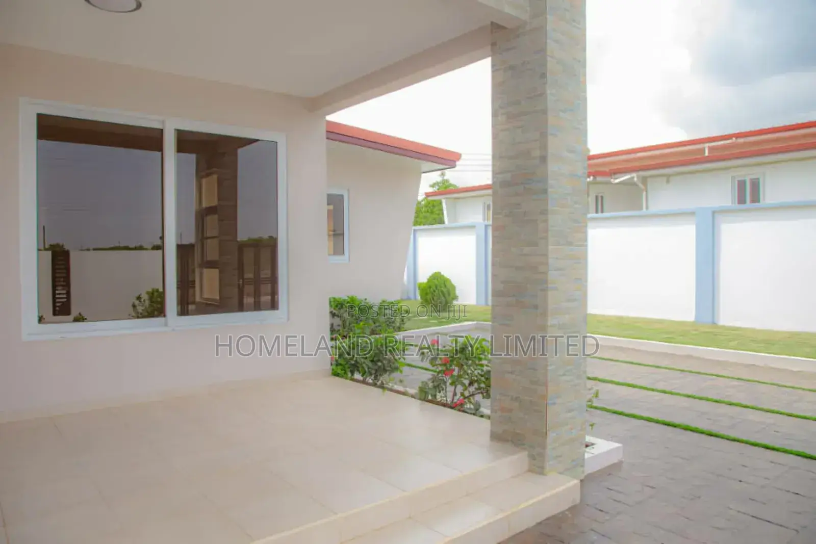 2bdrm Bungalow in Adenta Amanfrom for rent