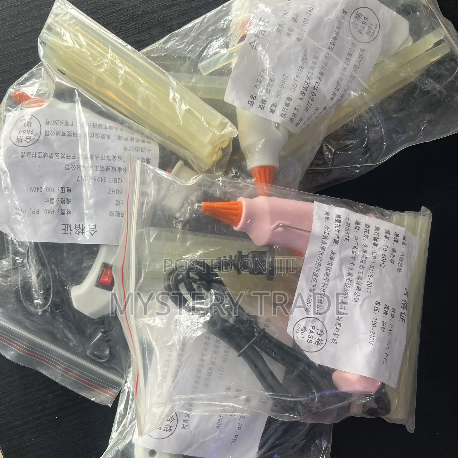 Glue Gun With 10 Glue Sticks