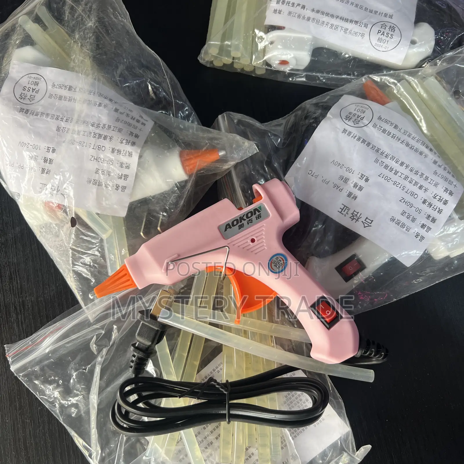 Glue Gun With 10 Glue Sticks