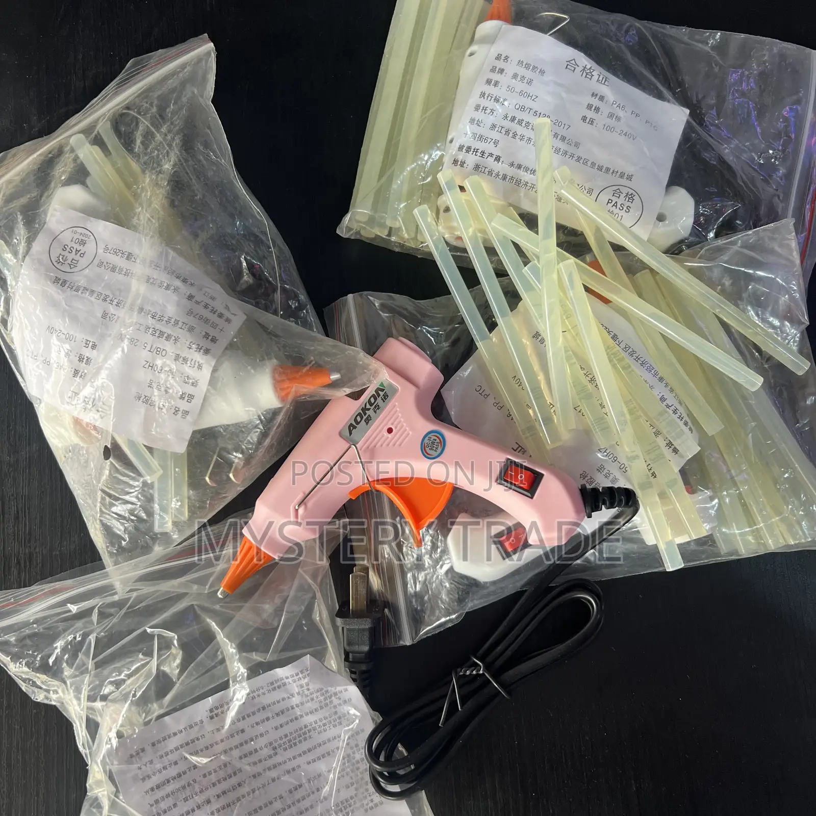 Glue Gun With 10 Glue Sticks