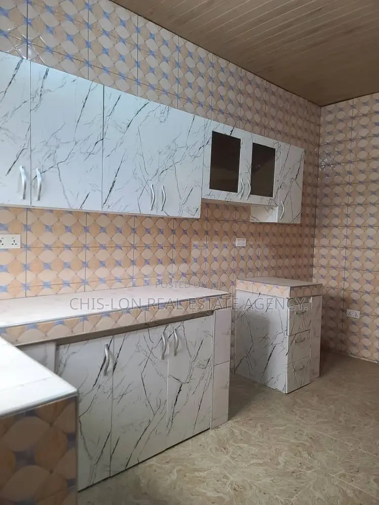 2bdrm Apartment in New Market Area, Kasoa for rent