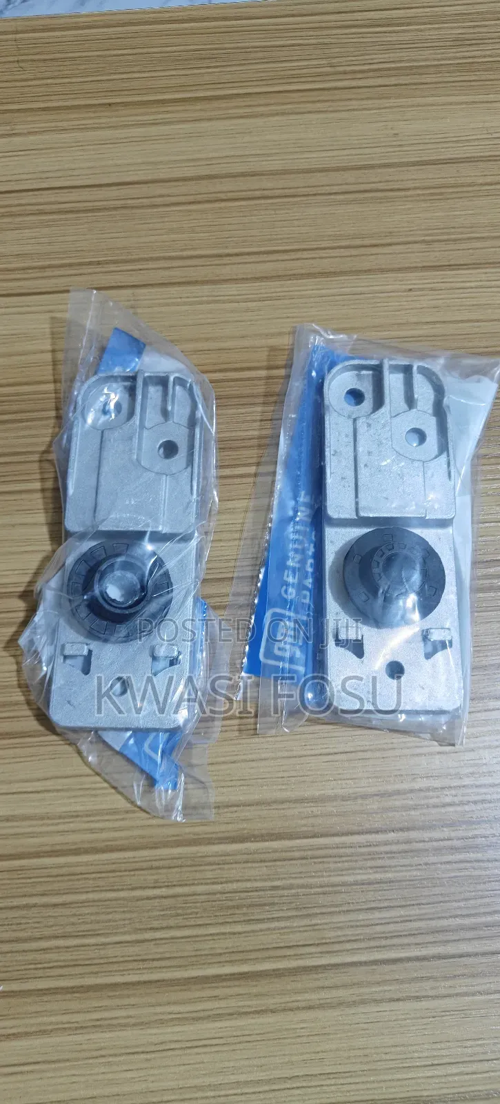 Chevolet Cruze Lower Radiator Bracket