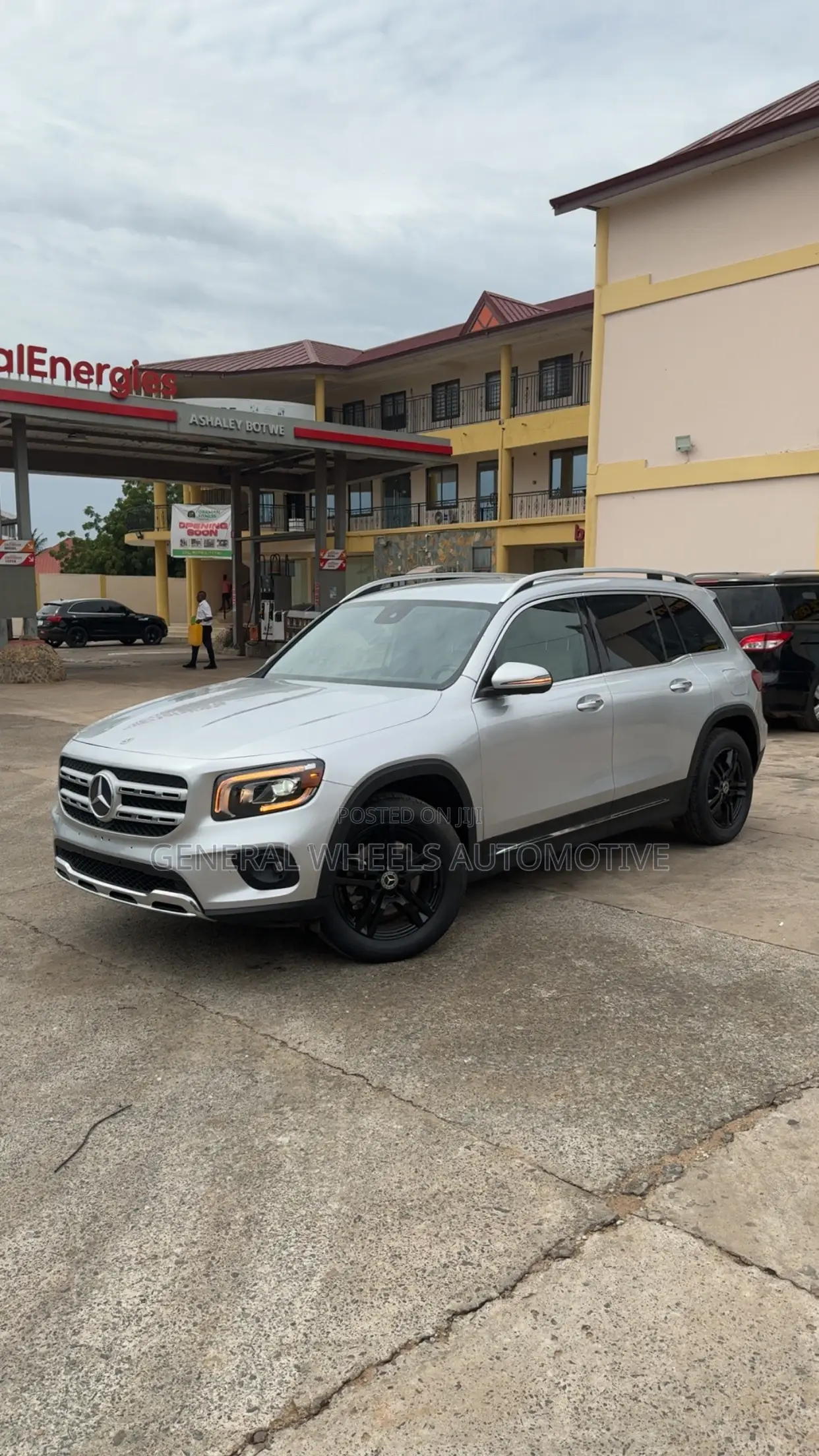 Mercedes-Benz GLB-Class GLB 250 4MATIC 2020 Silver