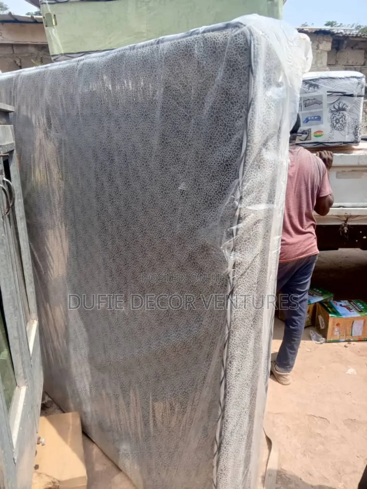 Queen Mattress 10inches Inches Available for Sale