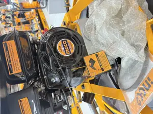 Ingco Gasoline Power Trowel