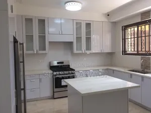 4bdrm House in Teme Community 12, Tema Metropolitan for rent