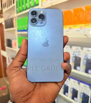 Photo - Apple iPhone 13 Pro Max 256 GB Blue