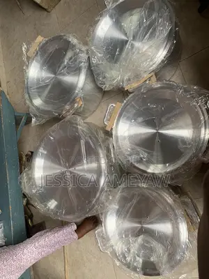 Large Aluminum Cooking Pots