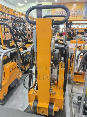Ingco Reversible Plate Compactor
