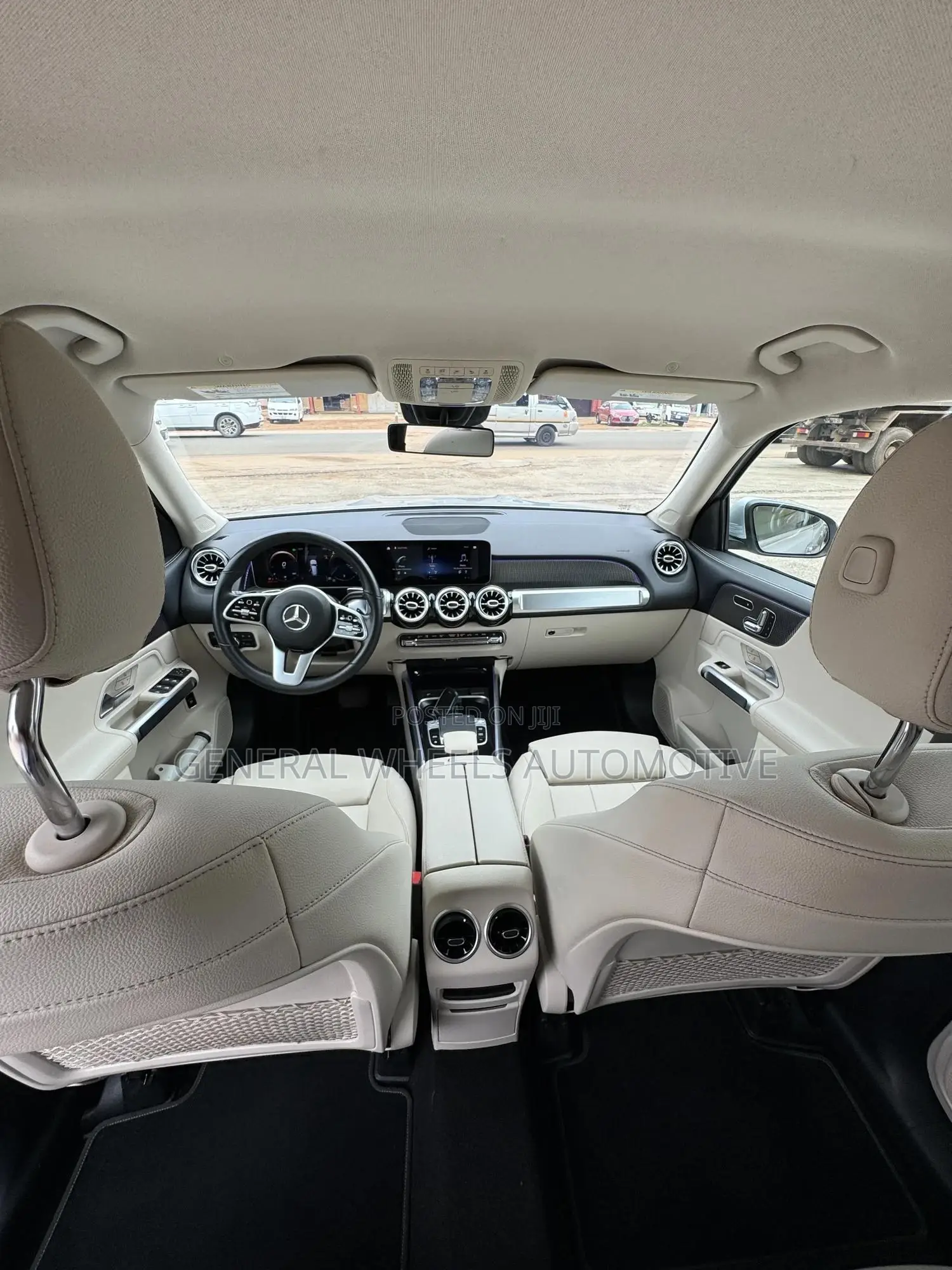 Mercedes-Benz GLB-Class GLB 250 4MATIC 2020 Silver