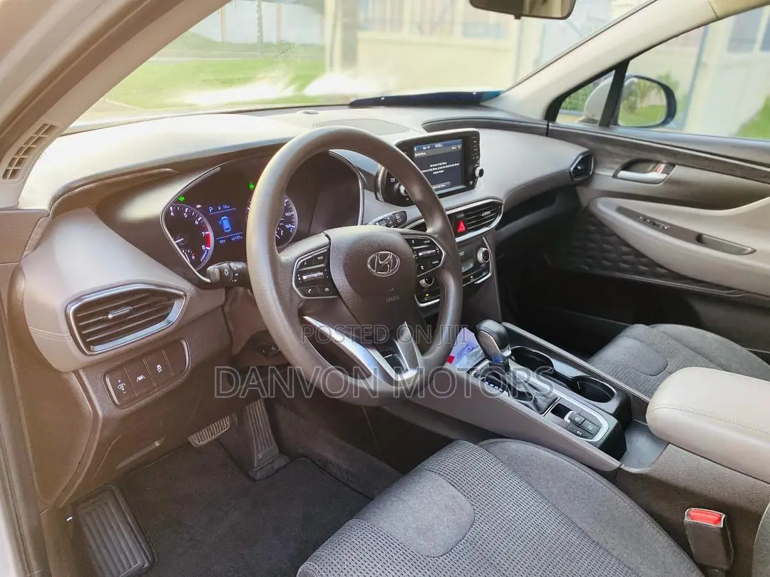 Hyundai Santa Fe SE 2.4 AWD 2020 Silver