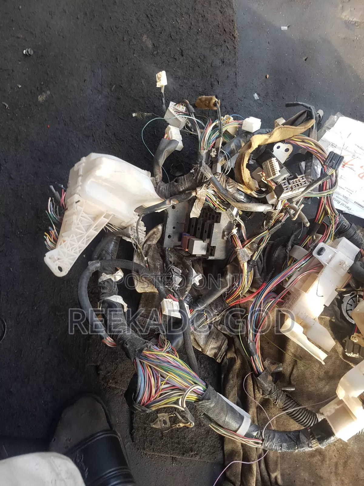 Toyota Corolla Engine Wire