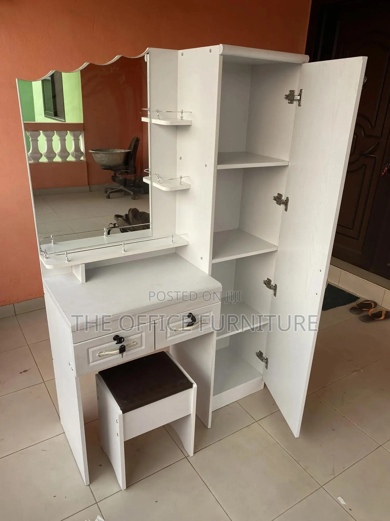 Double Mirrors Dresser With Side Wardrobe