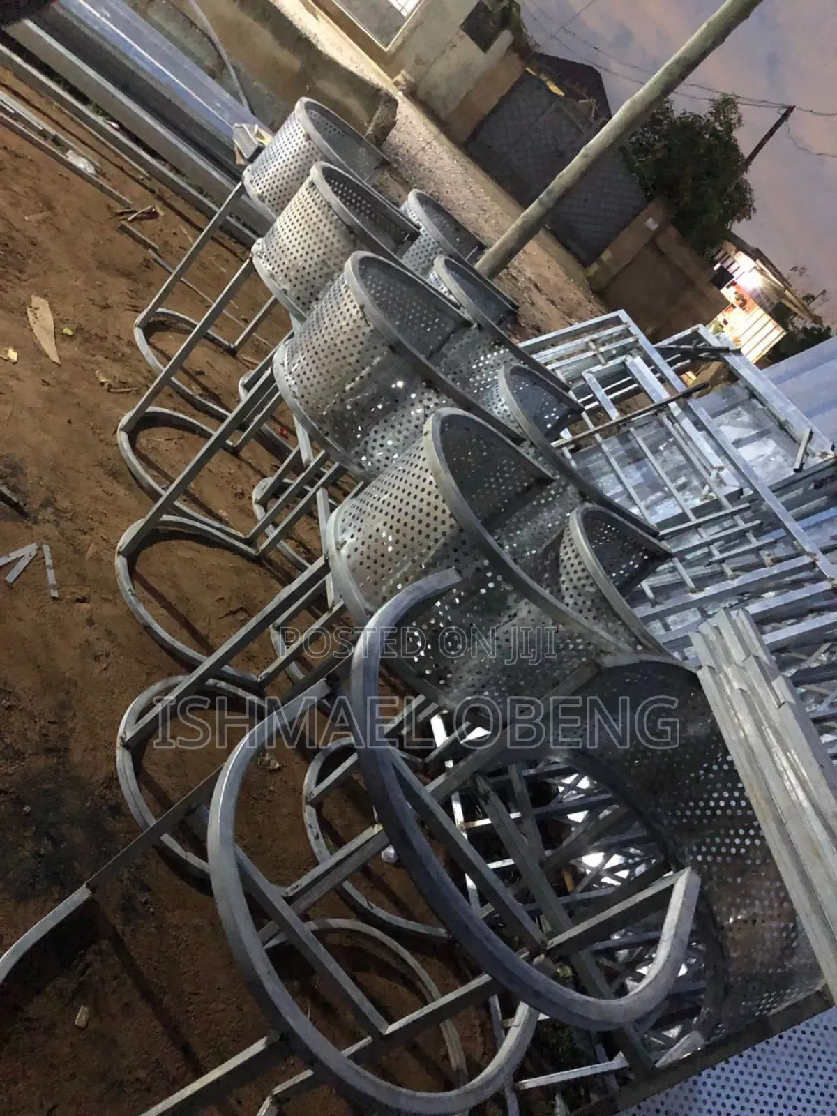 Spot or Make-Up Chairs