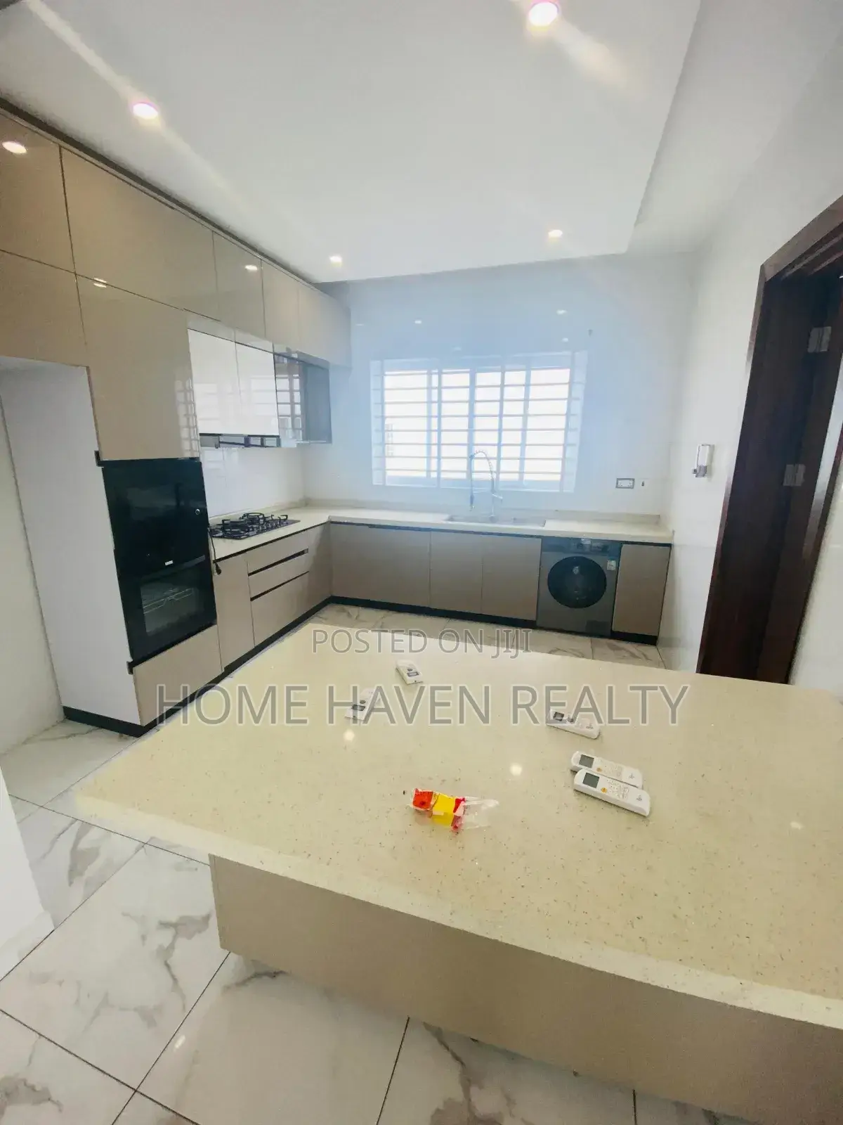 2bdrm Apartment in Abelemkpe for rent